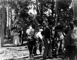 Roscoe Ates, Daisy Hilton, and Violet Hilton in Freaks (1932)
