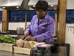 Jo Marie Payton in Chopped (2007)