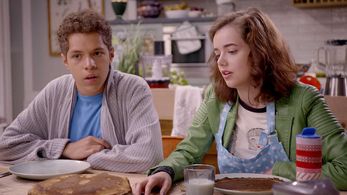 Stony Blyden and Maemae Renfrow in Hunter Street (2017)