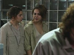 Danna Paola and Gisselle Kuri in La Doña (2016)