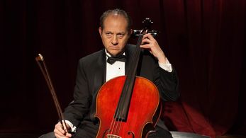 Jonathan Fishman in The Cellist (2021)