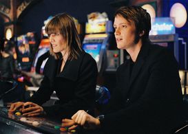 August Diehl and Pia Hierzegger in Slumming (2006)