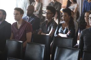 Ryan Sands, Angel Parker, and Rhenzy Feliz in Runaways (2017)