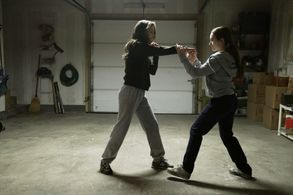 Keri Russell and Holly Taylor in The Americans (2013)