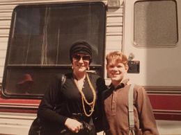 Ann Margret & Scott Caudill - Newsies