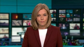 Mary Nightingale in ITV Evening News (1999)