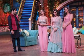 Mukti Mohan, Shakti Mohan, Neeti Mohan, and Kapil Sharma in The Kapil Sharma Show (2016)