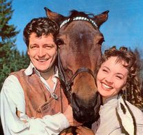 Liselotte Pulver and Carlos Thompson in Das Wirtshaus im Spessart (1958)