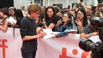 Julian Crouser giving autographs at TIFF 2018