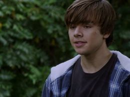 Sam Earle in Degrassi: The Next Generation (2001)