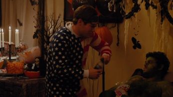 Daryn Kahn and Adam Devine in When We First Met (2018)