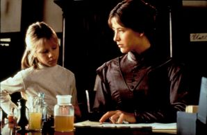Sophie Marceau and Dominique Belcourt in Firelight (1997)