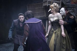 Gerran Howell and Stefanie Martini in Emerald City (2016)