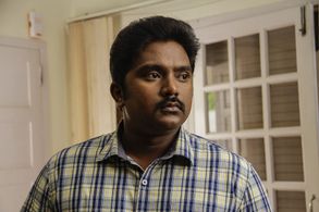 Bala Saravanan in Adhe Kangal (2017)