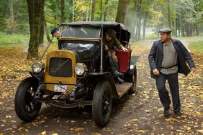 Viktor Nizovoy in Gospoda-tovarishchi (2014)