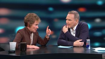 Norm MacDonald and Judy Sheindlin in Norm Macdonald Has a Show (2018)