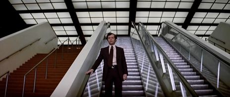 Walter McGinn in The Parallax View (1974)