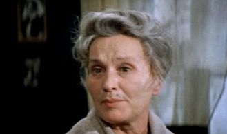 Nina Alisova in Sladkaya zhenshchina (1977)