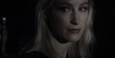 As Dunaway in the short Santa Ruca.