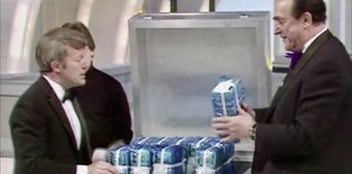 Paul Daniels and Robert Maxwell in The Paul Daniels Magic Show: Episode #6.9 (1984)