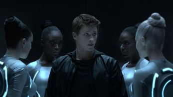 Garrett Hedlund, Beau Garrett, Yaya DaCosta, Elizabeth Mathis, and Serinda Swan in TRON: Legacy (2010)