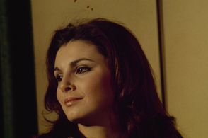 Victoria Vetri in The Pigeon (1969)