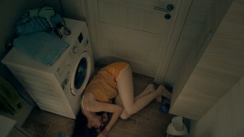 Steffi Thake in Machination (2022)