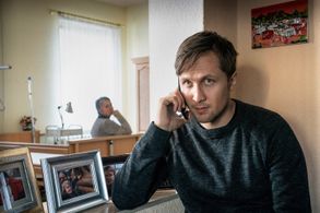 Petra Kelling and Lasse Myhr in Leipzig Homicide (2001)