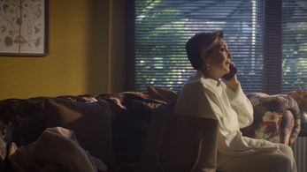 Tilbe Saran in Sarmasik Zamani (2023)