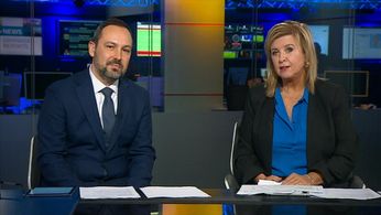 Lucy Meacock and Ashley Derricott in Granada Reports (1992)