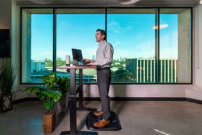 Thrasio Genius Mat Photo Shoot