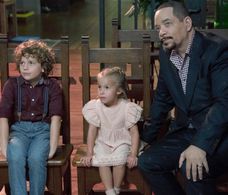 Ice-T, Ryan Buggle, and Charlotte Cabell in Law & Order: Special Victims Unit (1999)