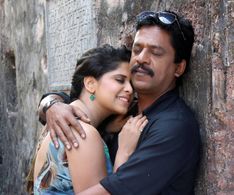 Upendra Limaye and Sai Tamhankar in Guru Pournima (2014)