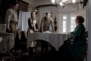 Kseniya Rappoport, Yanina Studilina, Sergey Bryun, and Nikolay Efremov in Belaya gvardiya (2012)