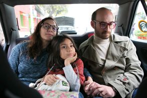 Blanca Lewin and Cristián Carvajal in Family Life (2017)