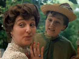 Natalya Nazarova and Antonina Shuranova in Unfinished Piece for the Player Piano (1977)