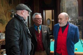 Oscar Martínez and Marcos Mundstock in The Weasel's Tale (2019)