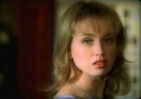 Natalya Shchukina in Come Look at Me (2001)