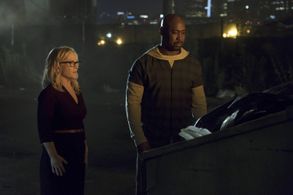Rachael Harris and D.B. Woodside in Lucifer (2016)