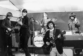 Jerry Garcia, Grateful Dead, Bill Kreutzmann, Phil Lesh, Ron McKernan, and Bob Weir in Magic Trip: Ken Kesey's Search fo