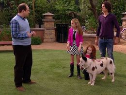 Adam Kulbersh, Blake Michael, Genevieve Hannelius, and Francesca Capaldi in Dog with a Blog (2012)