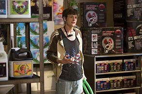 Dominic Dierkes in Weeds (2005)