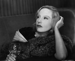 Elisabeth Bergner in Dreaming Lips (1937)