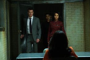 Scott Foley, Kerry Washington, and Qualiema Green in Scandal (2012)