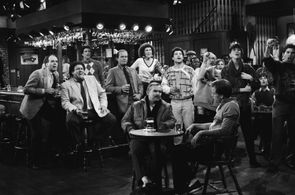 Woody Harrelson, Ted Danson, Kelsey Grammer, John Ratzenberger, George Wendt, Fernando Cubillas, Steve Giannelli, Johnny