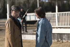Jeffrey Donovan and Allan Dobrescu in Fargo (2014)