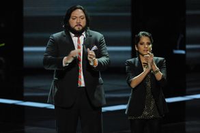 Vicci Martinez and Nakia in The Voice (2011)