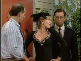 Ed O'Neill, Karen Lynn Scott, and Paul Cira in Married... with Children (1987)