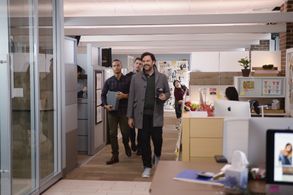 Barry Rothbart, Allison Tolman, and Mark St. Cyr in Downward Dog (2017)