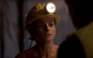 Playing Gabriela Soares in 